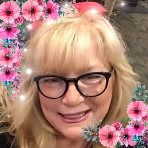 Meet your Posher, Catherine